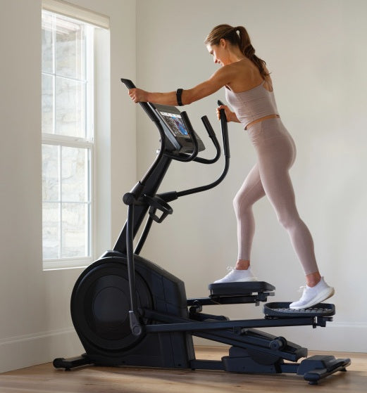 Promo NordicTrack Ellittica Elettromagnetica AirGlide 14i - a volano anteriore - App Ifit integrata - cod.NTEL71423-INT