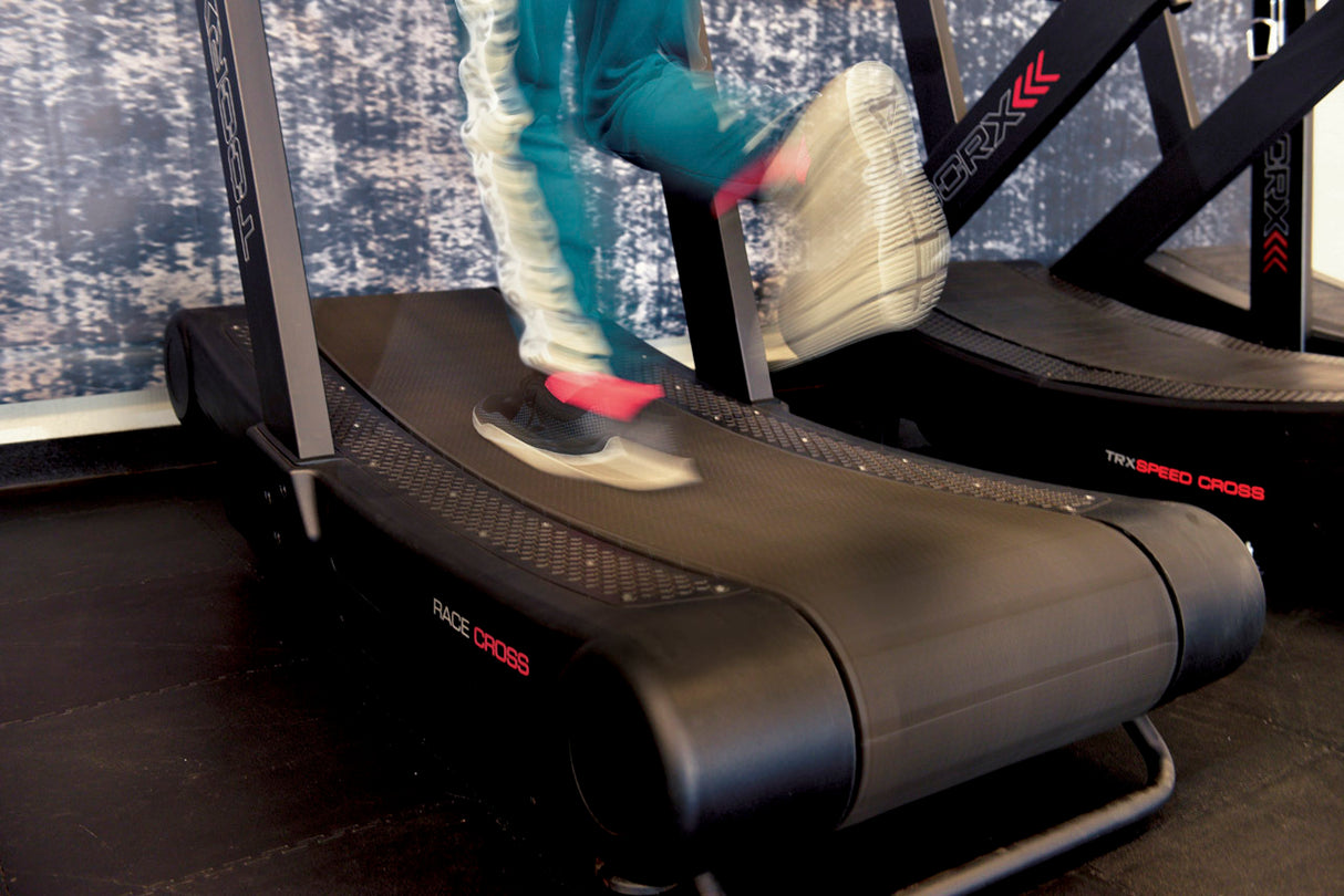Treadmill Tapis Roulant Curvo Race-Cross Toorx - Utente 180 Kg - Piano Corsa Curvo 45 x 162 cm - Tappeto Elettrico Palestra
