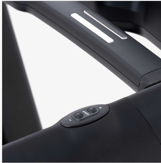 JK164 TAPIS ROULANT JK FITNESS Linea Home cod.JK164 -motore 3.5 Hp - peso max utente 150 kg - velocità 22 km/h compatibile con Zwift e Kinomap