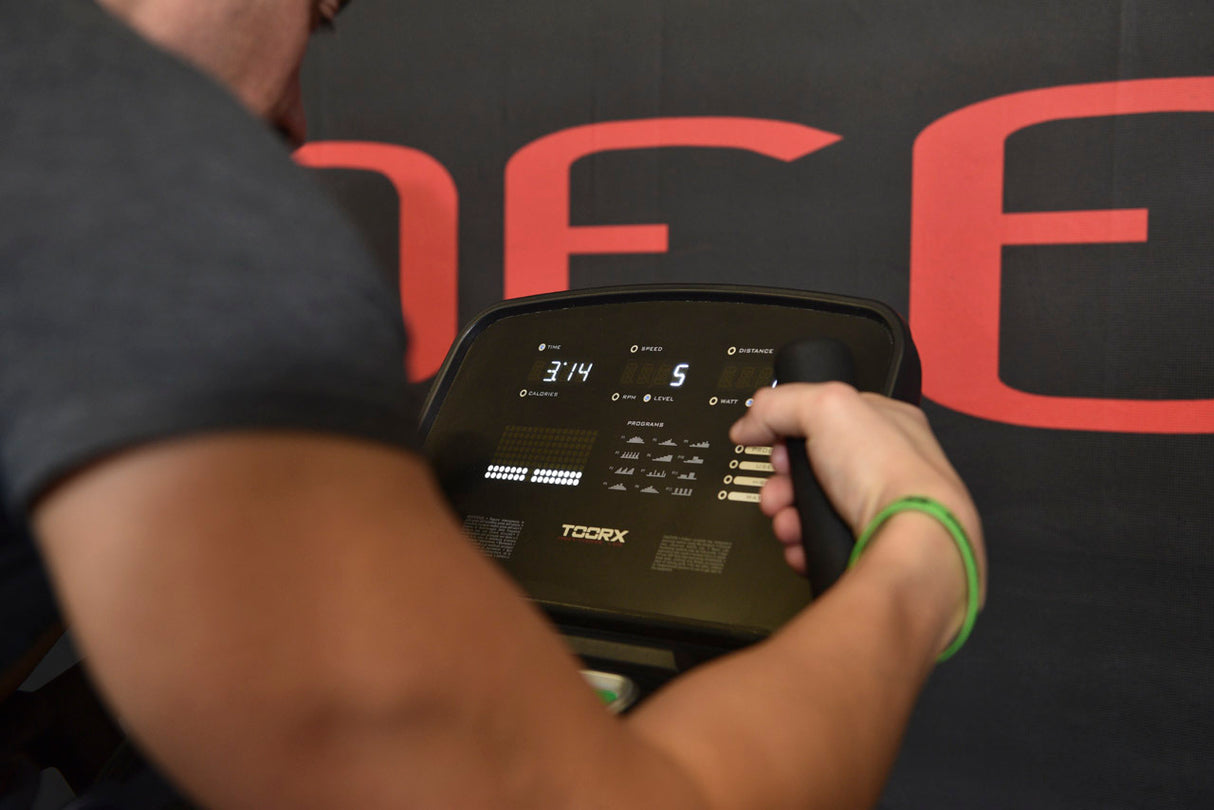 Brx-9500 Cyclette Professionale Ergometro Ad Accesso Facilitato Toorx - Peso Max Utente 180 Kg Fitness Gym Bike Bici da Camera cod. BRX-9500