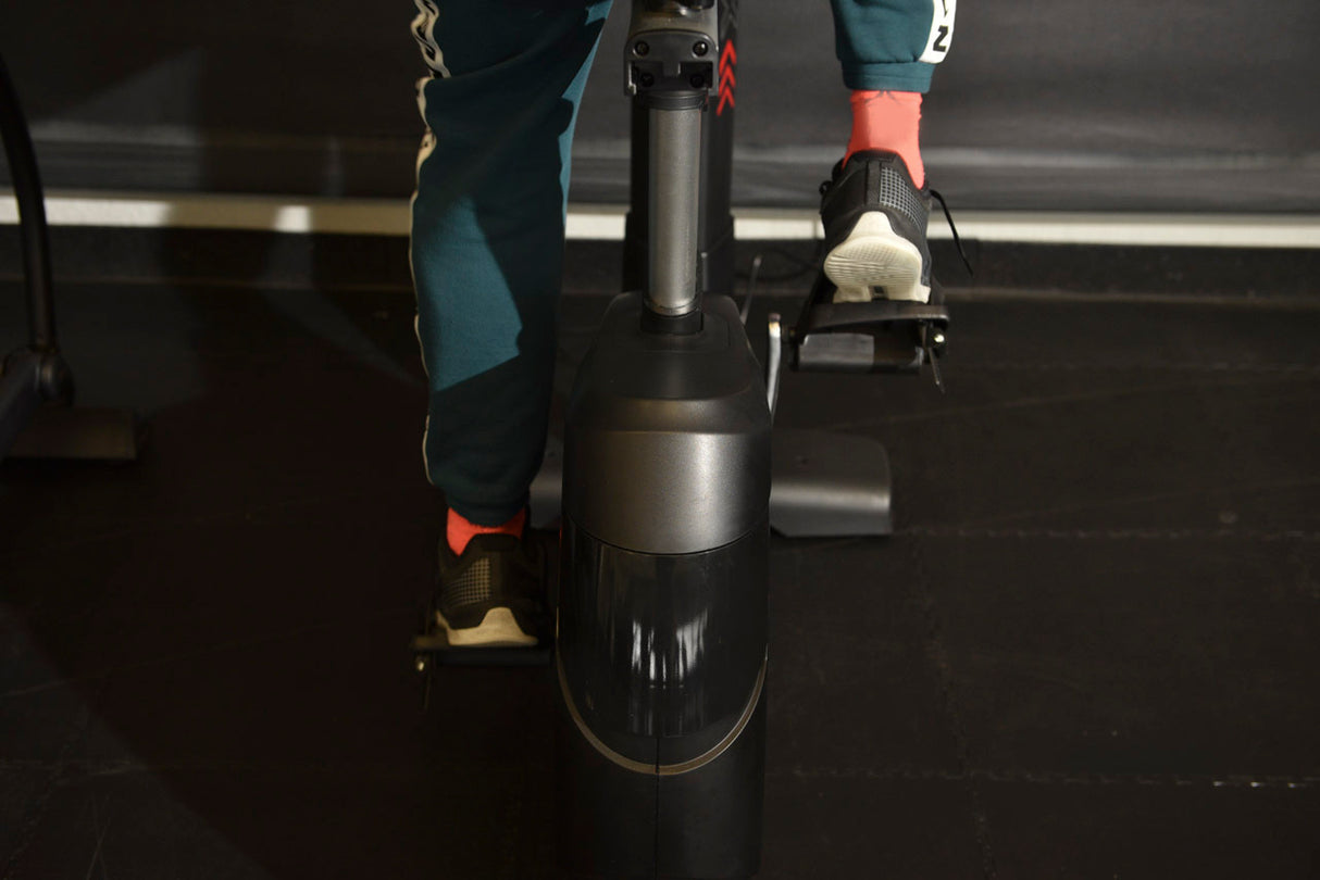 Bici da Camera Professionale Cyclette Ergometro ad accesso Facilitato Brx 9500 Bike Toorx - Utente 180 Kg - cod. BRX-9500