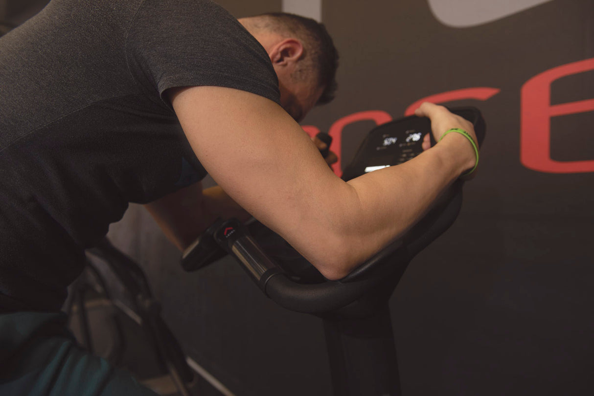 Brx-9500 Cyclette Professionale Ergometro Ad Accesso Facilitato Toorx - Peso Max Utente 180 Kg Fitness Gym Bike Bici da Camera cod. BRX-9500