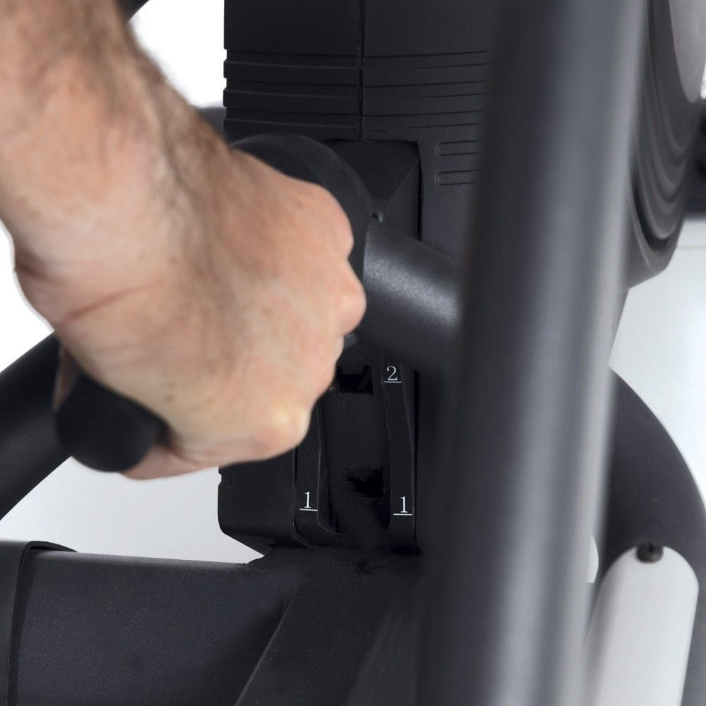 Ellittica Elettromagnetica ERX-650 HRC Toorx - a volano anteriore con pedane regolabili- con ricevitore wireless APP Ready 3.0 -compatibile KINOMAP e ZWIFT