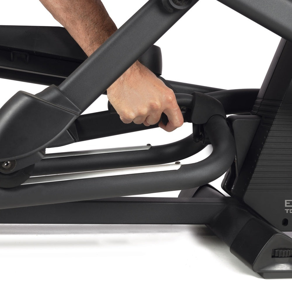 Ellittica Elettromagnetica ERX-650 HRC Toorx - a volano anteriore con pedane regolabili- con ricevitore wireless APP Ready 3.0 -compatibile KINOMAP e ZWIFT