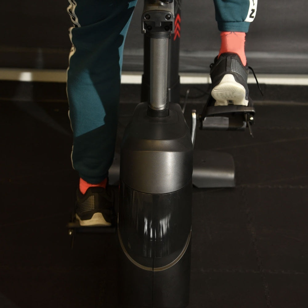 Brx-9500 TFT Cyclette Professionale Ergometro Ad Accesso Facilitato Toorx - Peso Max Utente 180 Kg Fitness Gym Bike Bici da Camera cod. BRX-9500