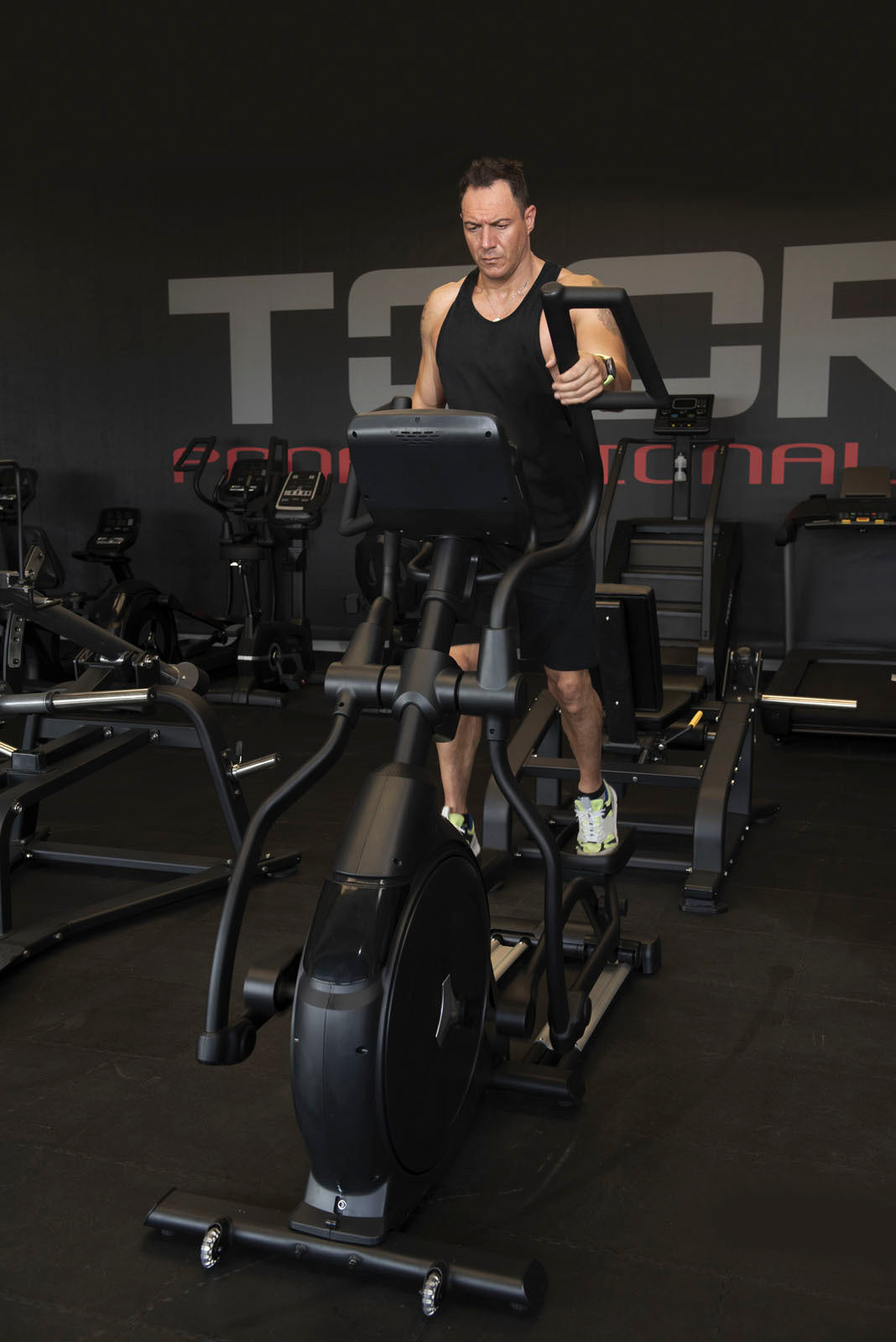 Ellittica Volano Anteriore ERX 9500 TFT Linea Toorx Peso massimo utilizzatore 180 Kg