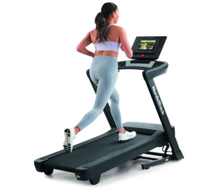 Promo EXP10i con App Ifit integrata - TAPIS ROULANT NORDICTRACK piano corsa 140 x 51 cm - peso max utente 135 kg COD.NTL15423-INT