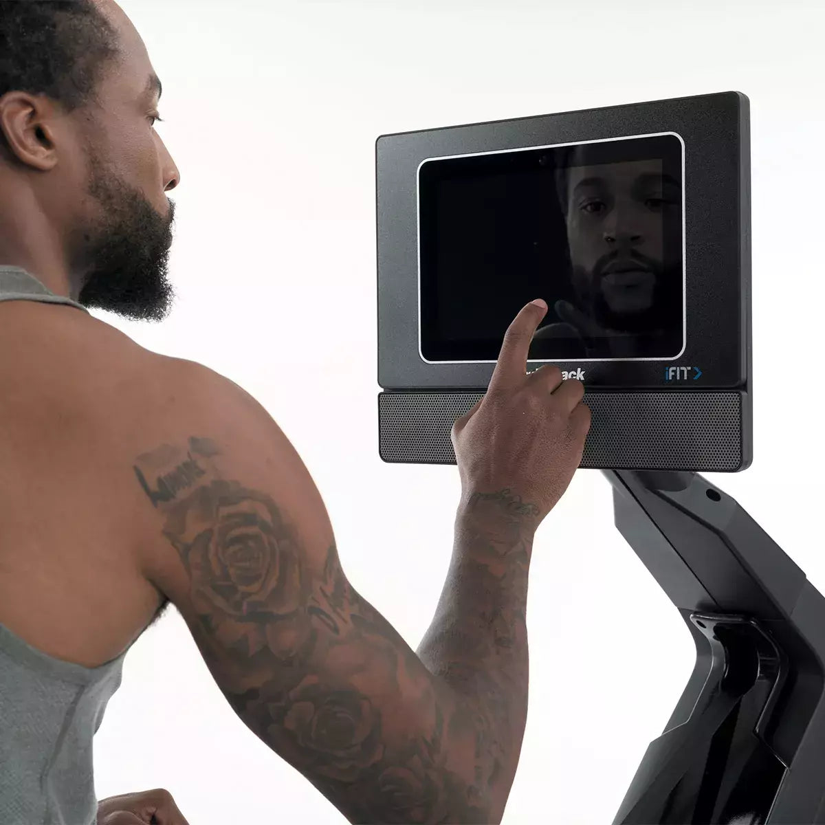 Promo Vogatore RW 700 resistenza magnetica Nordictrack cod.NTRW15123 - con App Ifit Integrata - peso max utente 115 kg compreso 1 anno di abbonamento Ifit