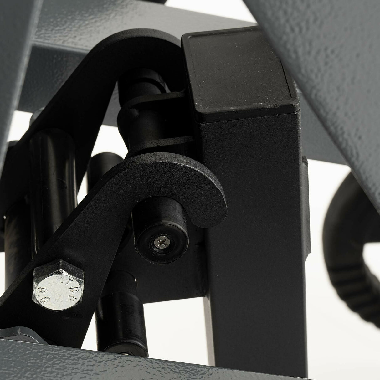 Hack Squat con sistema di blocco alla mano- Plate Loaded Linea Diamond cod. PL-HACKSQUAT-N