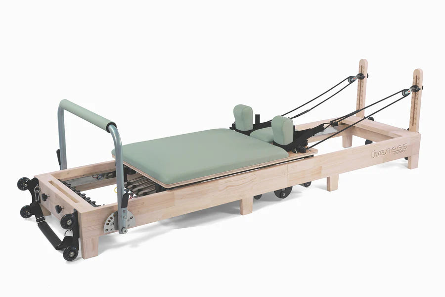 Reformer in legno di quercia naturale pieghevole PTX 3000 Green Tea - Linea Lifeness di Toorx - Cod. PTX-3000G