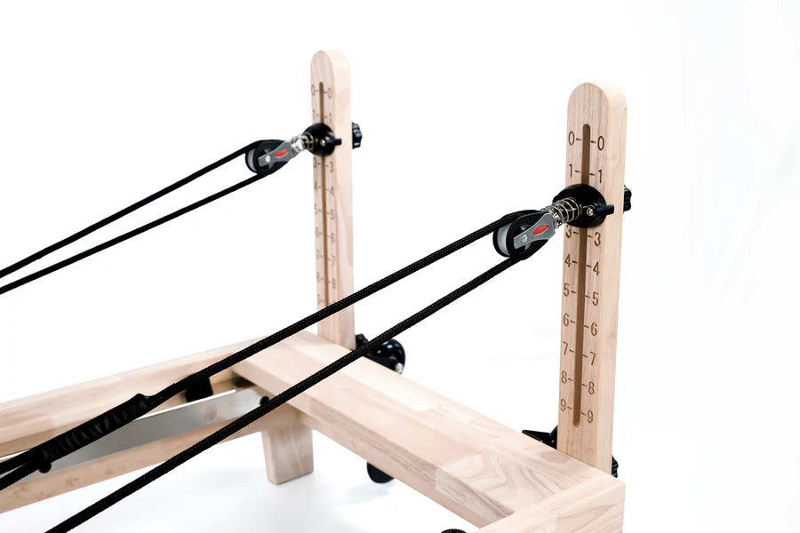 Reformer in legno di quercia naturale pieghevole PTX 3000 Green Tea - Linea Lifeness di Toorx - Cod. PTX-3000G