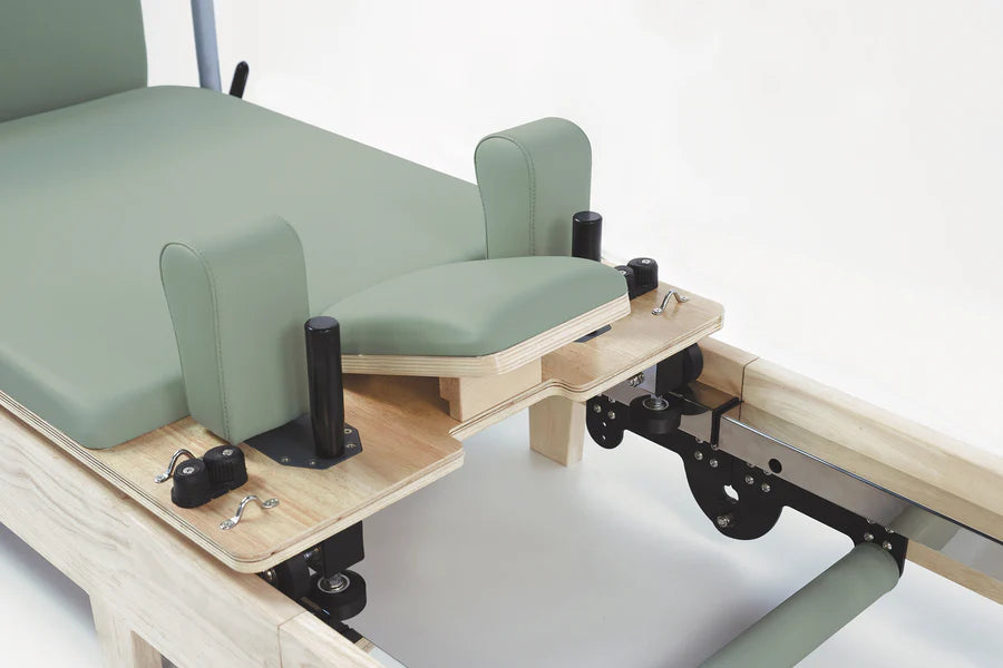 Reformer in legno di quercia naturale pieghevole PTX 3000 Green Tea - Linea Lifeness di Toorx - Cod. PTX-3000G