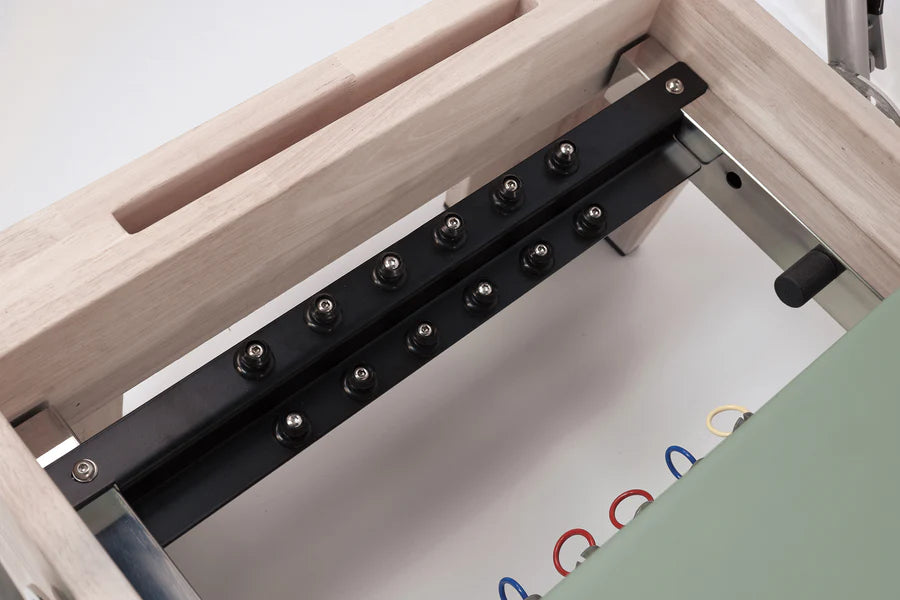 Reformer in legno di quercia naturale PTX 5000 Green tea- linea Lifeness di Toorx- Cod. PTX-5000