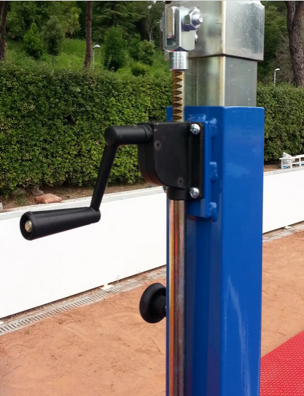 ab1298/2 Mezzo impianto basket-minibasket trasportabile con ruote, modello "Hobby", monotubolare