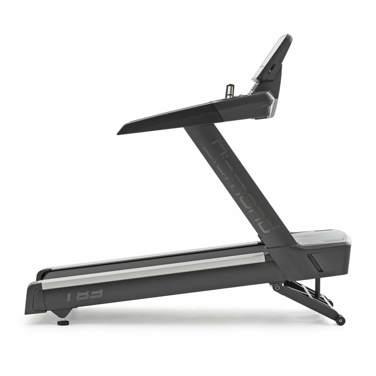 T83 Tapis Roulant - nastro da 2,5 mm è prelubrificato - 36 programmi preimpostati, 3 programmi per il controllo guidato della frequenza cardiaca - Prodotto Professionale linea Cardio DIAMOND - Cod.T83