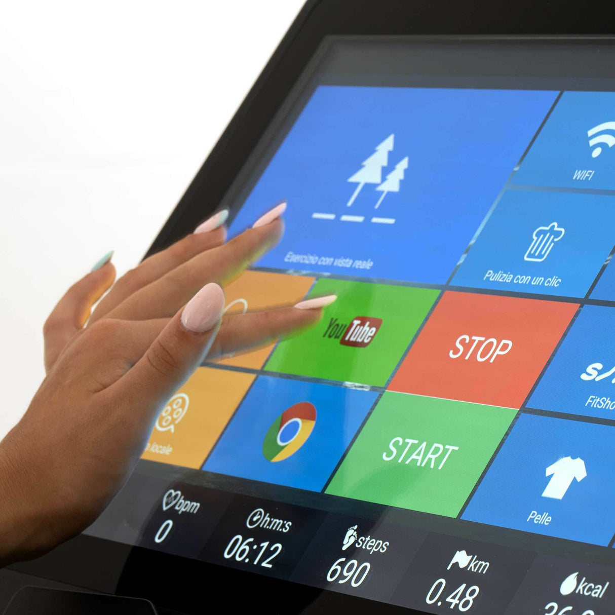 T-96 Tapis Roulant ampia dimensione: 60 x 165 cm ammortizzata da 6 elastomeri. Nastro autolubrificante. - Prodotto Professionale linea Cardio DIAMOND - Cod.T96