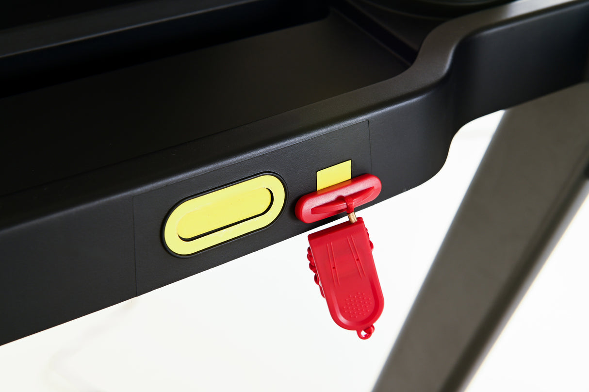 Promo TFK-495-Slim HRC Tapis roulant Ultracompatto Salvaspazio Inclinazione Elettrica Linea Everfit con App Ready 3.0