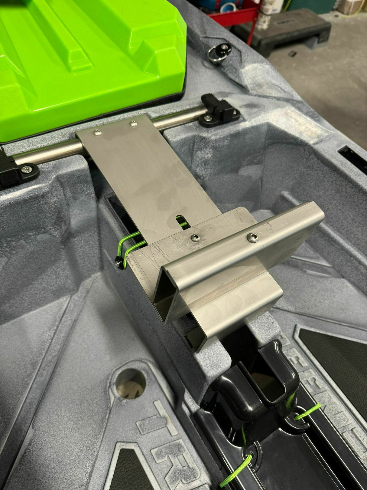 Supporto Motore Inox Centrale versione 2.0 interamente inox adatto a Triken 380, 330 , 405