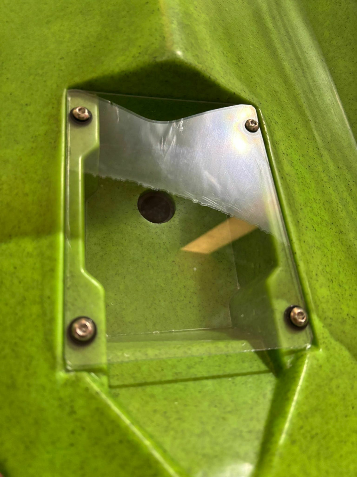 plastica inferiore trasparente per chiusura vano sonda triken 330