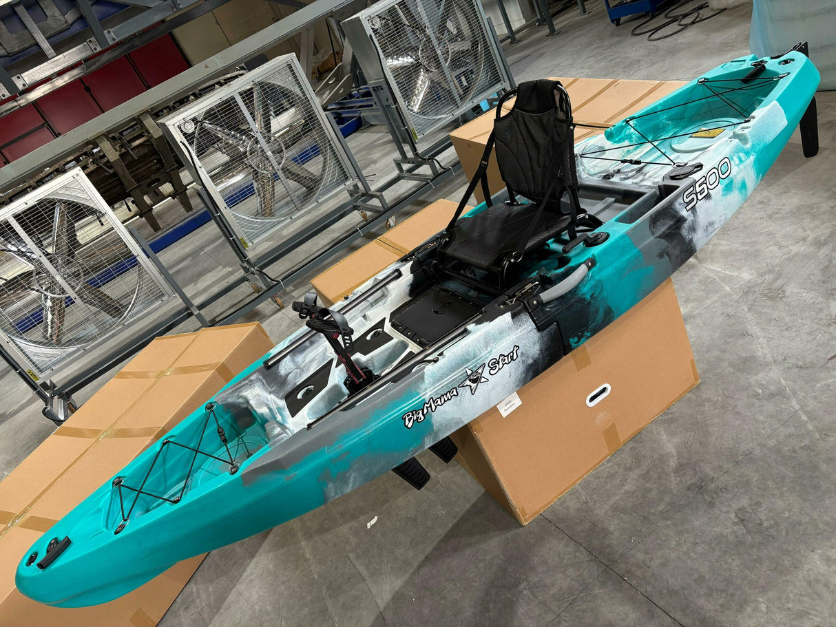 Big Mama S500 fishing con 5 portacanne, modello divisibile, pedali, sedile e timone