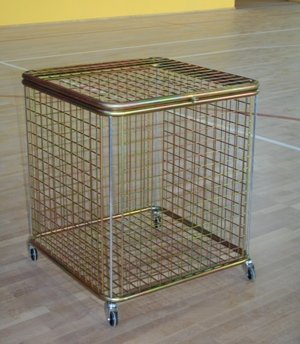 Ak1644/2 Carrello Per Palloni -dimensioni Cm. 75 X 75 X 75. Con Predisposizione Lucchetto