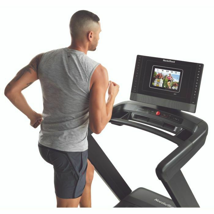 Promo COMMERCIAL 1250 con App Ifit integrata - TAPIS ROULANT NORDICTRACK piano corsa 152 x 51 cm - peso max utente 135 kg COD.NTL14124-INT