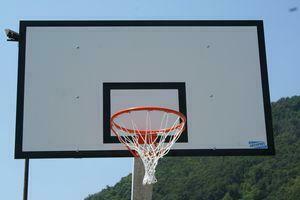 Ab1328 Tabellone Pallacanestro in Resina Melaminica Spessore 10 mm. Misure 180x105 cm.