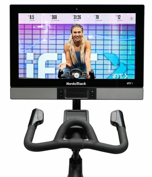Promo Gym Bike Studio 27i resistenza magnetica Nordictrack cod.NTEX02722-INT - con App Ifit integrata - peso max utente 160 kg schermo touchscreen da 27" - compreso 1 anno di abbonamento IFIT