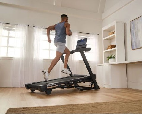 promo Tapis Roulant NordicTrack T Series 7 - velocità 16 km/h - peso max utente 136 kg -piano corsa 140 x 51 cm cod.NTL10225-INT NEW 2025