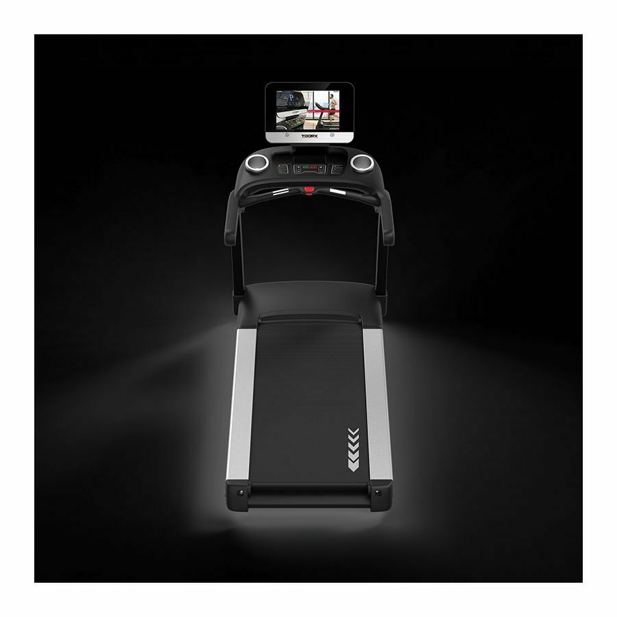 TRX 8500 EVO TFT Tapis roulant App Ready 3.0 NEW Compatibile Con Zwift E Kinomap Velocità: 0,8 - 24,0 Km/h Piano di corsa: 60 X 164 cm Peso Max utente: 160 kg Corrente Alternata Linea Toorx Professional Line Tappeto Elettrico Palestra