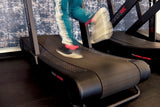 Race Cross Tapis Roulant Con Piano Corsa Curvo - Peso Max Utente 180 Kg - Piano Corsa 162 X 45 Cm Toorx