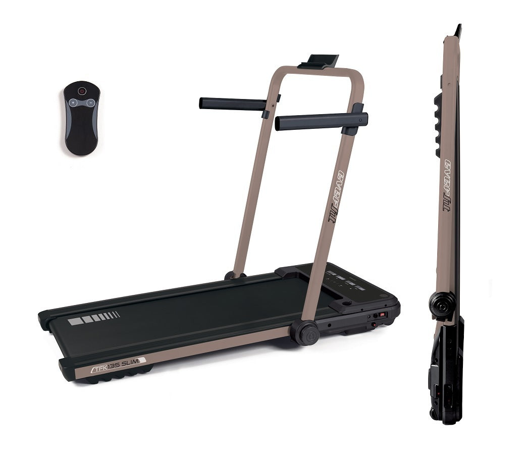 Tapis Roulant Salvaspazio TFK-135 SLIM Velocità; 0,8 - 8,0 Km/h Piano corsa; 40 x 112 cm Peso max utente; 90 kg Colore Rose Gold Linea Everfit Tappeto Elettrico Palestra cod.TFK-135-SLIM-R