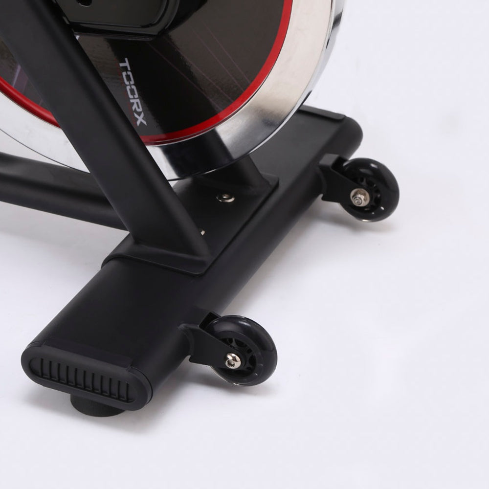 Gym Bike SRX-80 EVO Ricevitore Wireless e Fascia Cardio Inclusa Linea Toorx Trasmissione a cinghia Volano 24 kg Peso max utente 140 kg bike da spinning