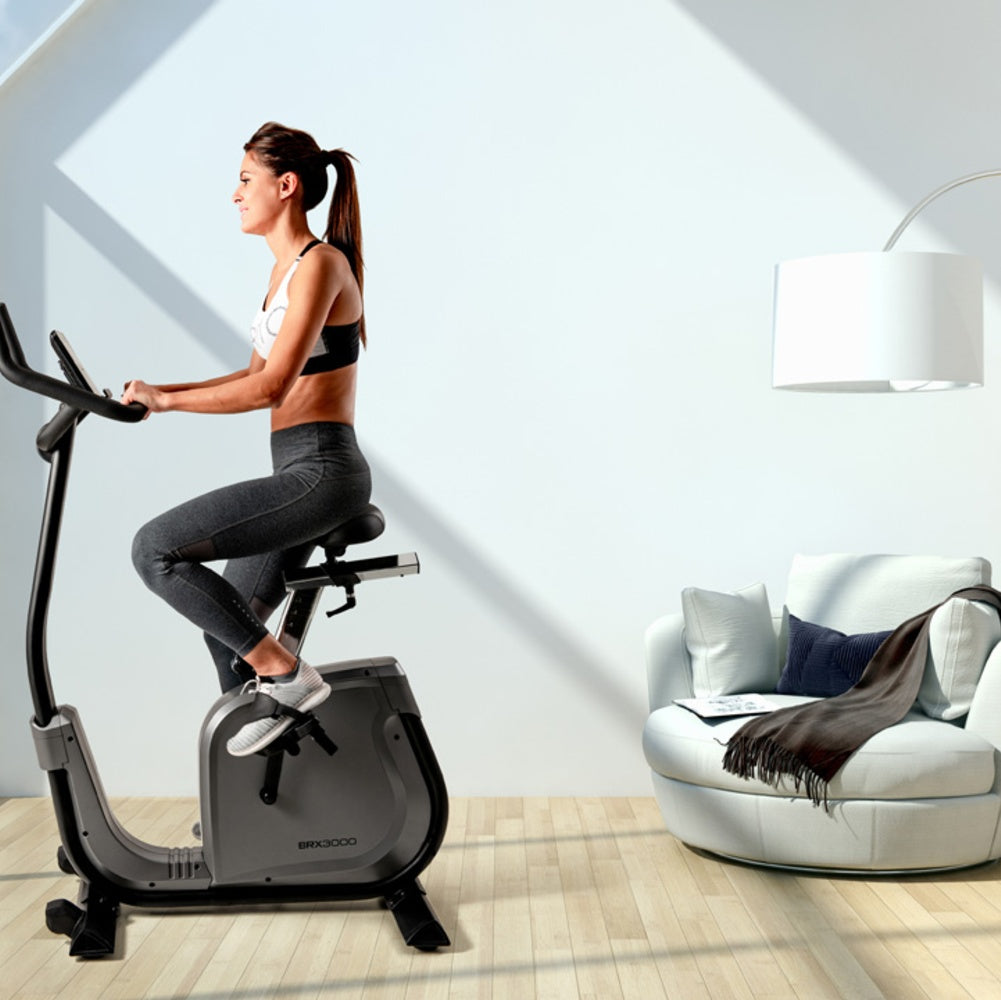 Brx-3000 Hrc Cyclette Linea Chrono Professionale Accesso Facilitato Ergometro Con Ricevitore Wireless Toorx + App Ready - Volano 16 Kg - Peso Max Utente 160 Kg Normativa En20957 S Gym Bike Bici da Camera