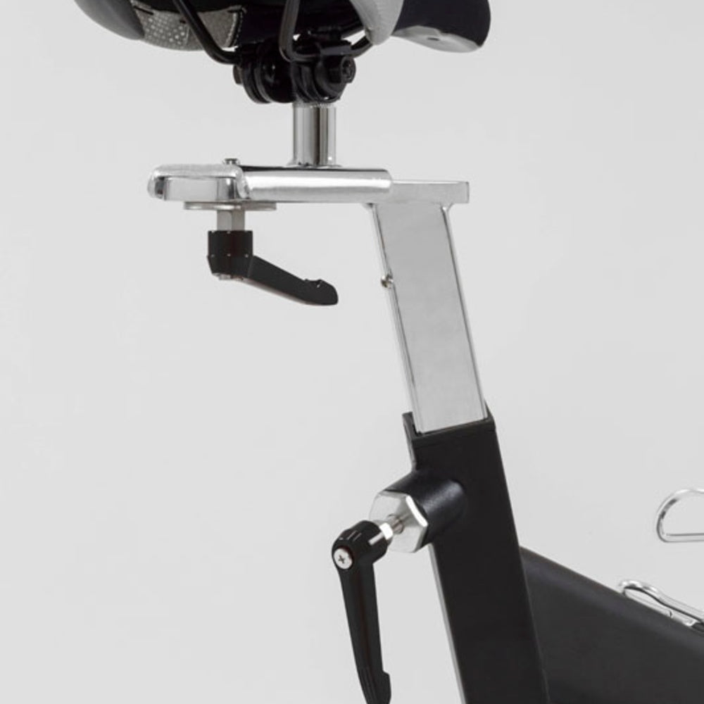 Gym Bike SRX-90 Ricevitore Wireless e Fascia Cardio Inclusa Linea Toorx Trasmissione; a cinghia Volano; peso 24 kg Peso massimo utilizzatore; 140 kg bike da spinning