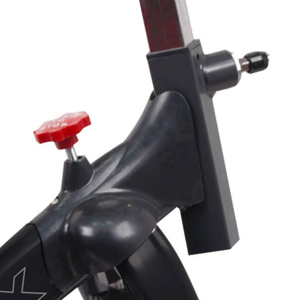 Gym Bike SRX-70 S con Ricevitore Wireless Linea Toorx Trasmissione; a cinghia Massa volanica; peso 22 kg Peso max utente; 125 kg bike da spinning