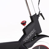 Gym Bike SRX-80 EVO Ricevitore Wireless e Fascia Cardio Inclusa Linea Toorx Trasmissione a cinghia Volano 24 kg Peso max utente 140 kg bike da spinning