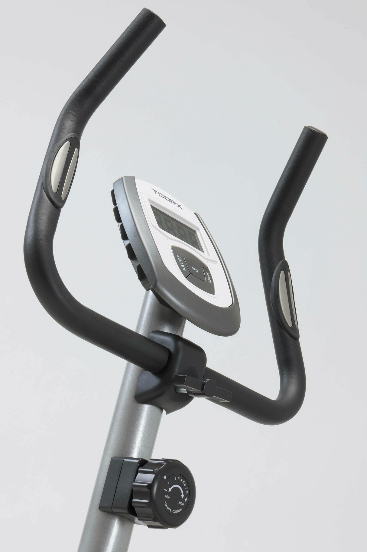 Promo Cyclette Brx Easy Con Accesso Facilitato - Toorx - Cod.brx-easy - Volano 8 Kg - Peso Max Utente 110 Kg Gym Bike Bici da Camera