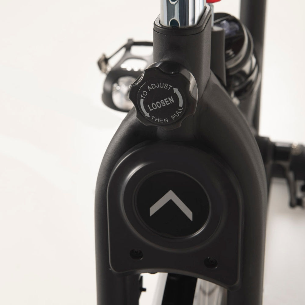 Gym Bike SRX-60 EVO Linea Toorx Trasmissione; a cinghia Massa volanica; peso 20 kg Peso max utente; 125 kg bike da spinning