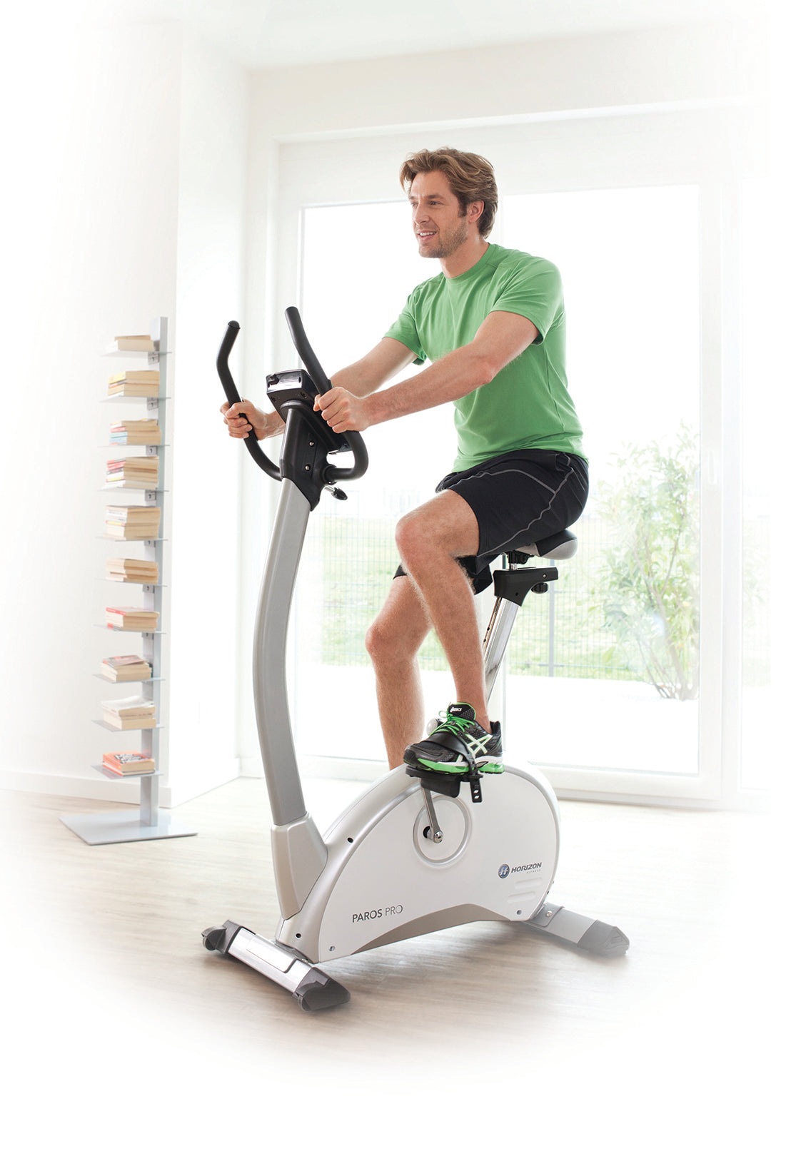 Promo Paros Pro Cyclette Bici da Camera Horizon Fitness Gym Bike Volano 7 Kg - Peso Max Utente 136 Kg