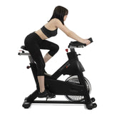 Indoor bike S53 Diamond Fitness monta un volano di massa pari a 25 kg - regolabile in verticale su 12 livelli (step 1,5 cm) e in orizzontale micrometricamente