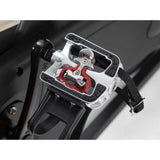 Indoor bike S53 Diamond Fitness monta un volano di massa pari a 25 kg - regolabile in verticale su 12 livelli (step 1,5 cm) e in orizzontale micrometricamente