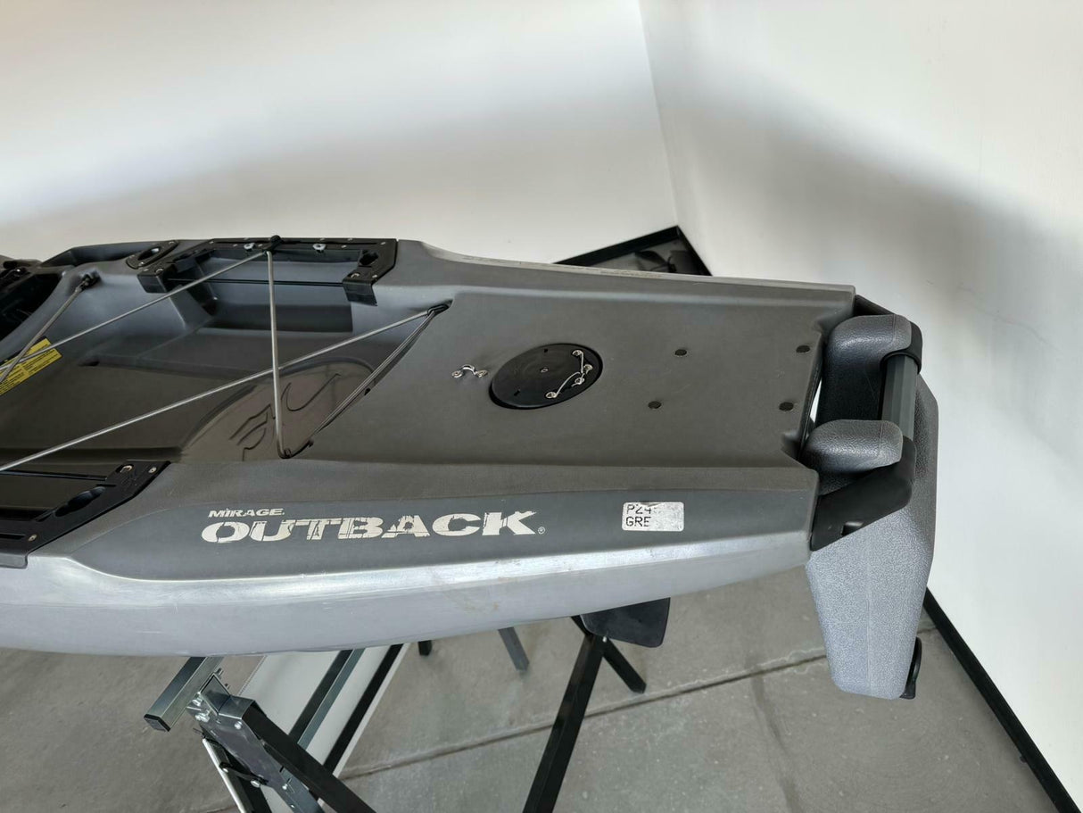 Hobie Kayak outback ( 380 cm) Usato, incluso pedaliera (venduto a luglio 2024 ancora in garanzia casa madre)