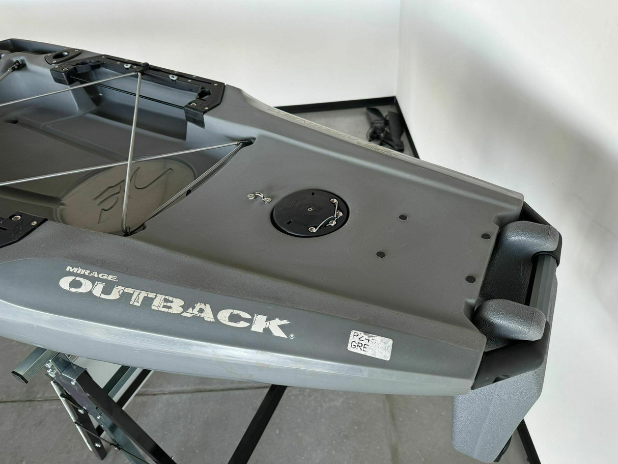 Hobie Kayak outback ( 380 cm) Usato, incluso pedaliera (venduto a luglio 2024 ancora in garanzia casa madre)