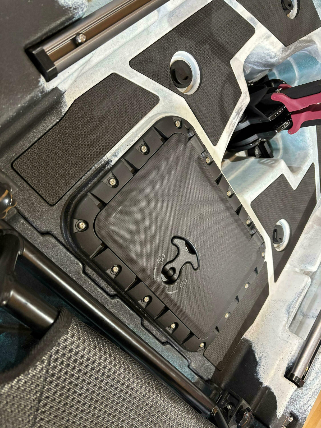 Kayak monoposto divisibile a pedali con pinne BIG MAMA START S500 componibile + GARMIN striker VIVID 5 cv + kit schermo ecoscandaglio