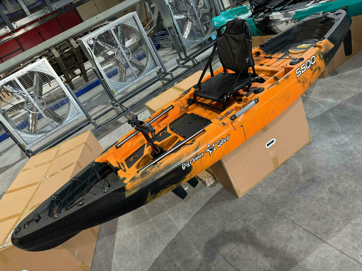 Kayak monoposto divisibile a pedali con pinne BIG MAMA START S500 componibile + motore Bixpy K1 Angler PRO Kit Outboard con batteria inclusa PP-768 Wh + Adattatore Low Profile Thruhull Pedal Drive