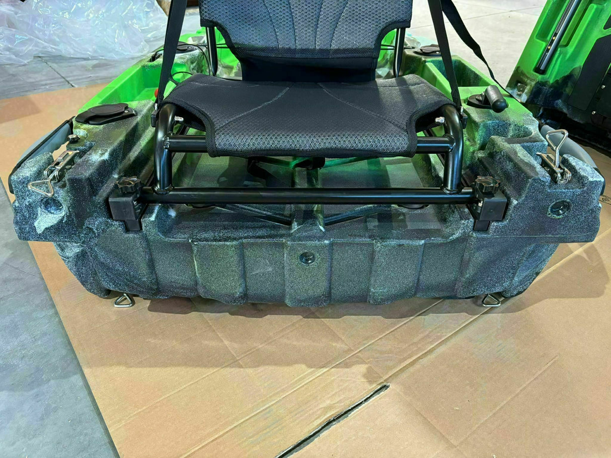 Kayak monoposto divisibile a pedali con pinne BIG MAMA START S500 componibile + motore Bixpy K1 Outboard Kit con batteria PP-378 Wh v4 + Adattatore Low Profile Thruhull Pedal Drive