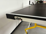 Ping Pong da interno Richiudibile salvaspazio Urban Play, con ruote, misure regolamentari, racchette e palline incluse, colore azzurro