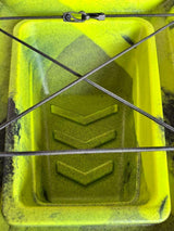 Kayak fishing a Pedali divisibile Big Mama Triken 330 Live S, con ruote e vasca del vivo - SCAFO GRIGIO NERO, gavone GIALLO