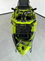 canoa fishing a Pedali divisibile Big Mama Triken 330 Live S, con ruote e vasca del vivo + ecoscandaglio Garmin Striker Vivid 5 + kit braccetto display